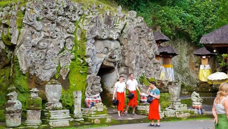 Elephant Cave