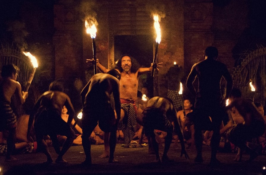 Pura Saraswati Kecak Dance