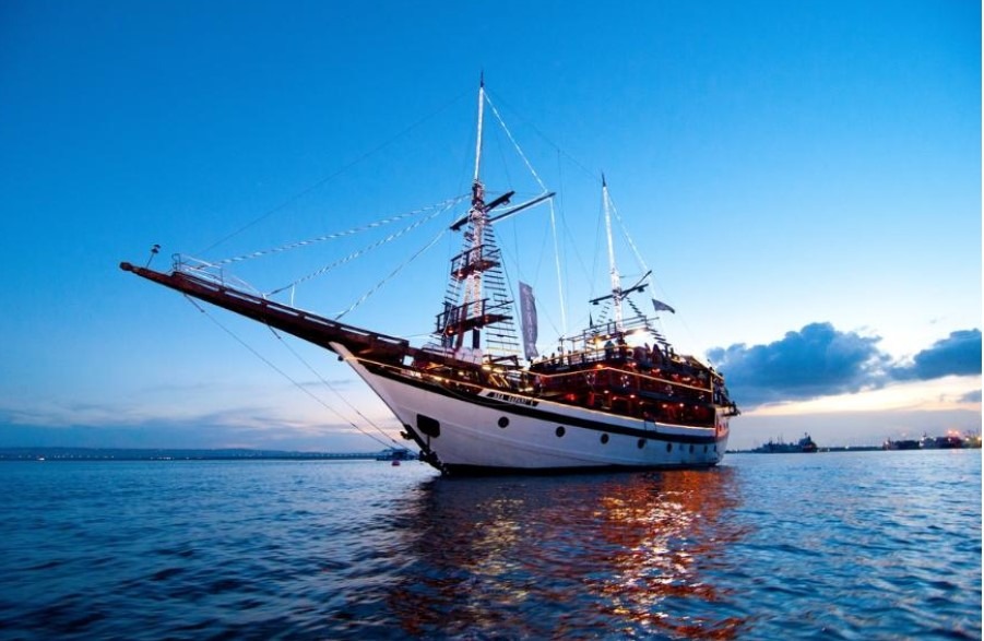 pirate cruise