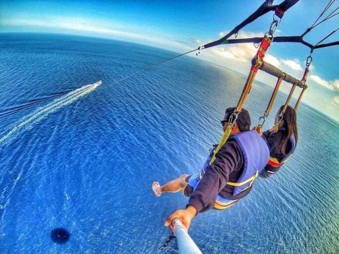 romantic bali paragliding