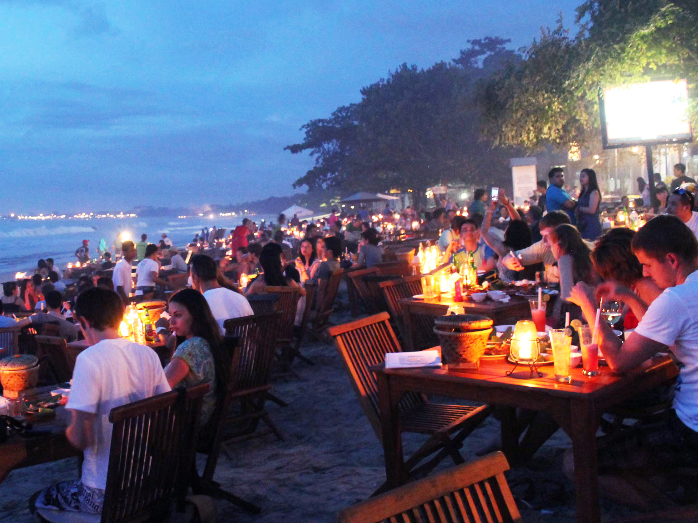 Bali Jimbaran Seafood - Wandernesia