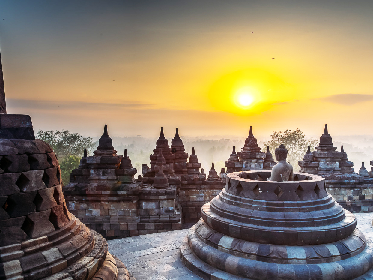 borobudur merapi prambanan tour