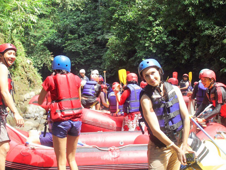 create enjoyable memories in Ayung River