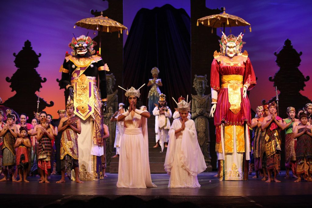 Bali Agung Show
