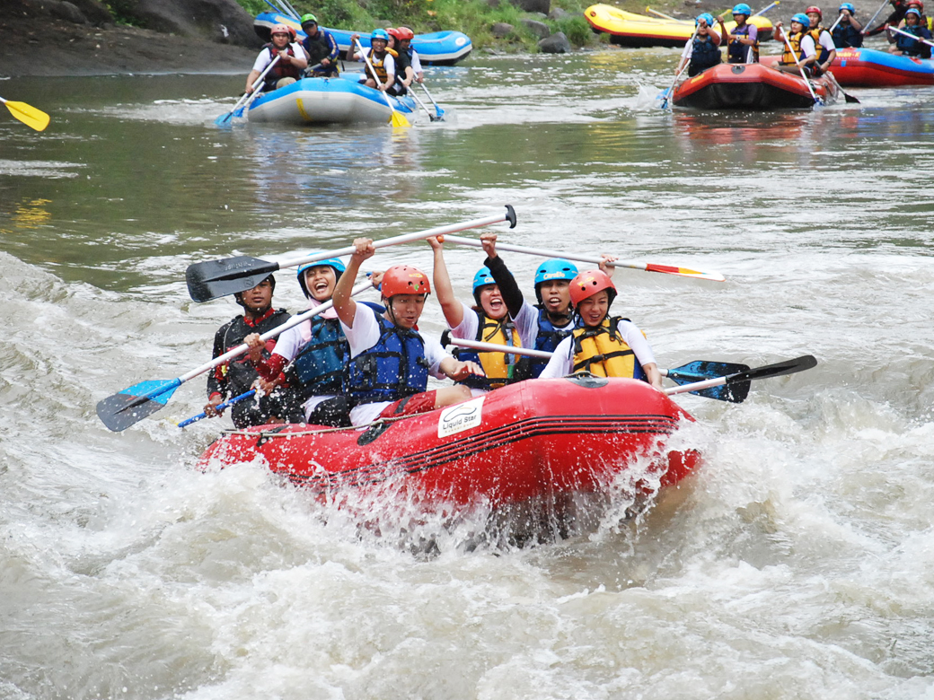 elo river rafting
