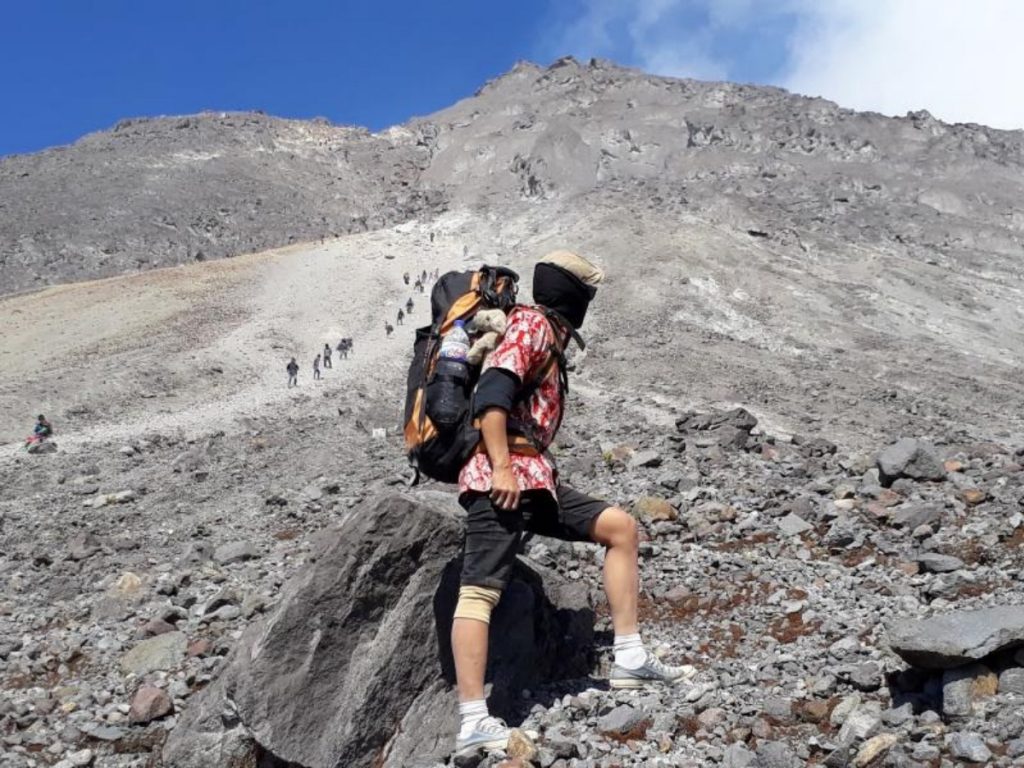 things to do in yogyakarta; hiking mount merapi