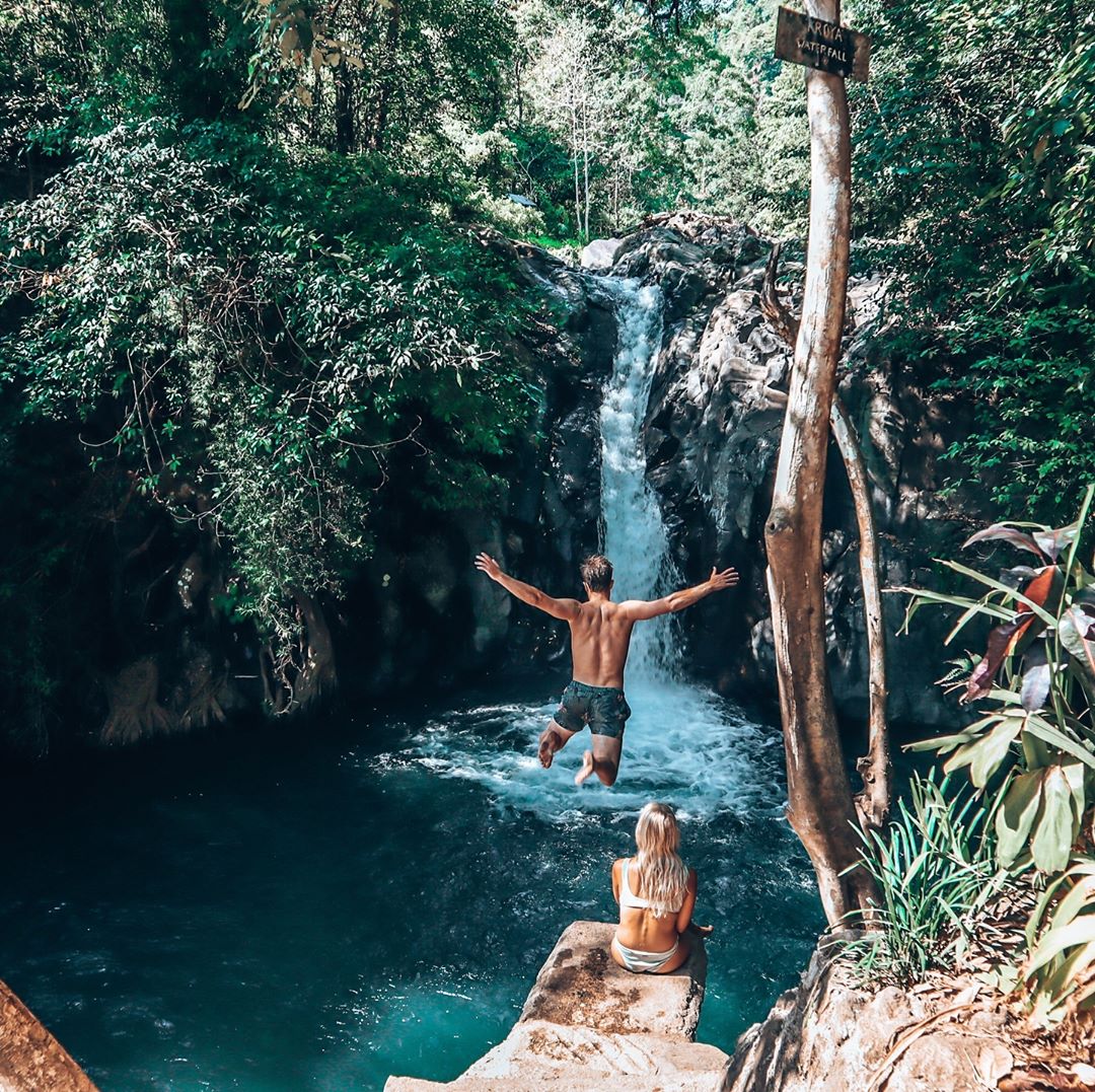 Water Sports in Bali; Cliff Diving 