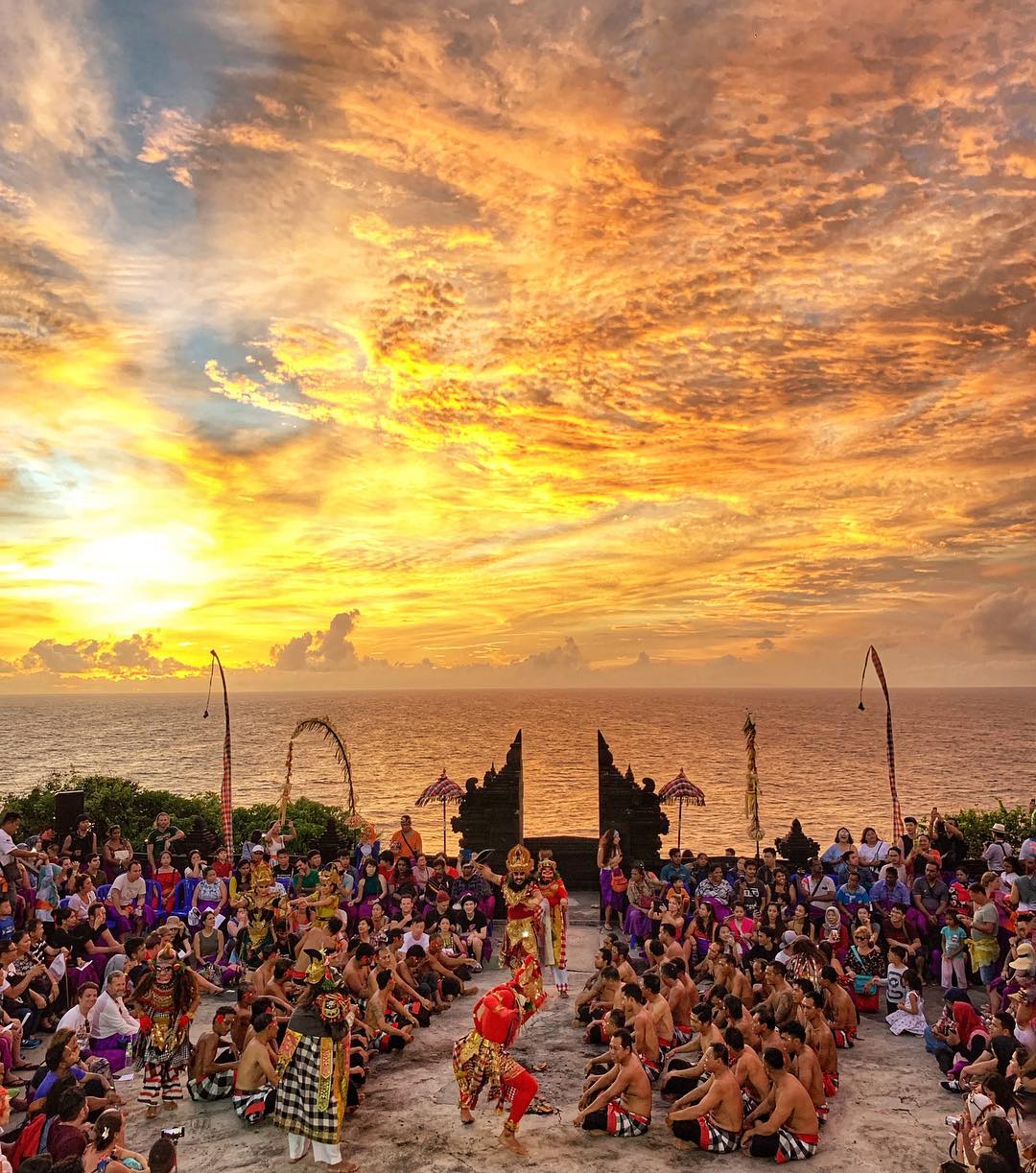 Sunset in Bali; Uluwatu Temple