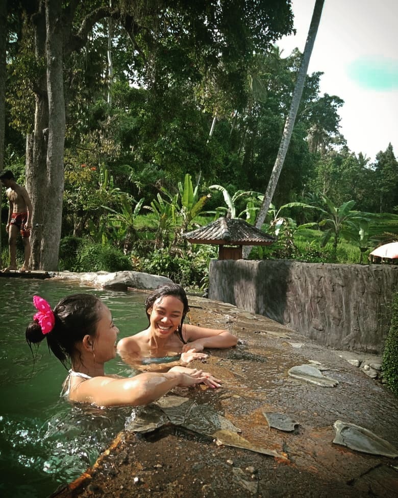 Hot Spring in Bali; Angseri Hot Springs