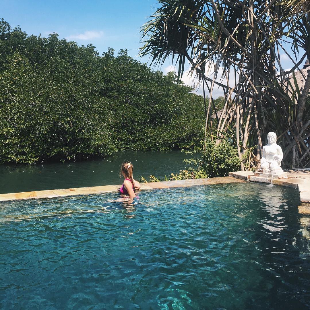 Hot Spring in Bali; Banyuwedang Hot Springs 