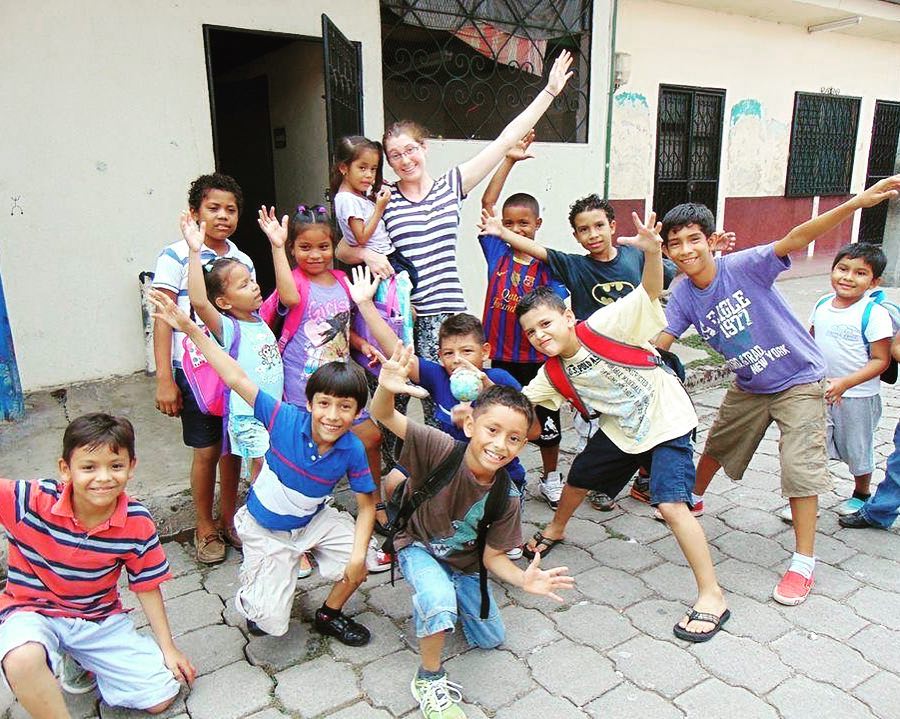 Volunteers in Bali; ELI Board 