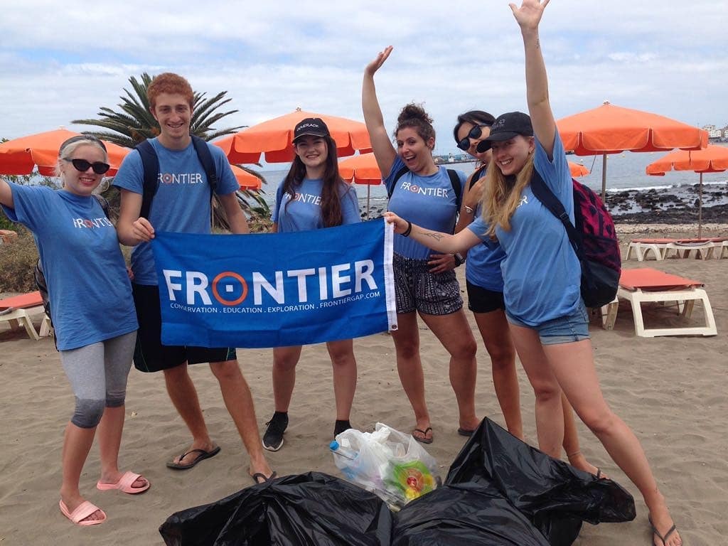 Volunteers in Bali; Frontier 