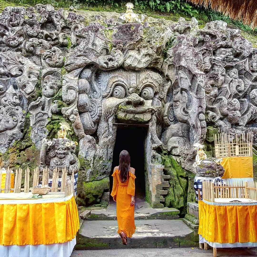 Places to See in Bali; Goa Gajah 