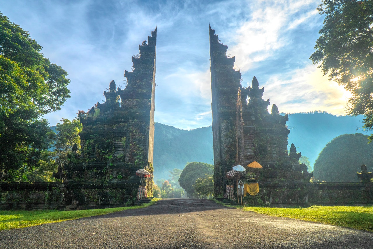 Bali Visa; Pura Gate 