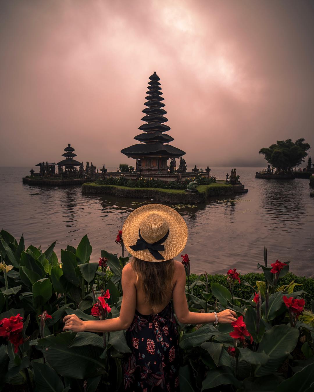 Temples in Bali; Pura Ulun Danu Beratan 