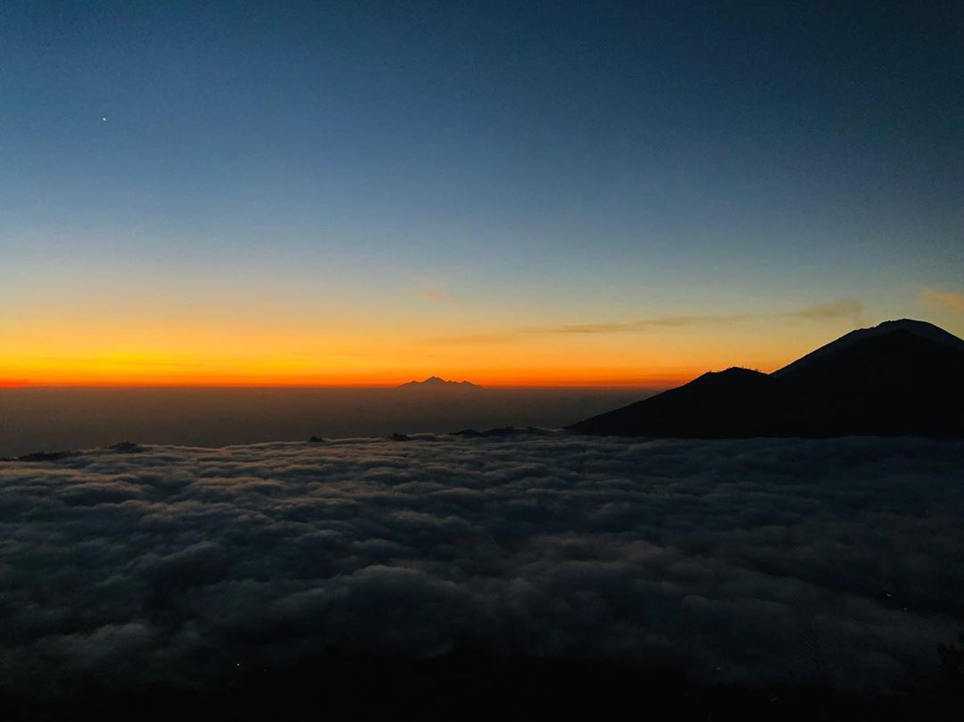 What to See in Bali; Sunrise in Mount Agung