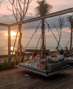 Beach Club Bali: Como Uma Canggu Beach Club by @comobeachclub.canggu