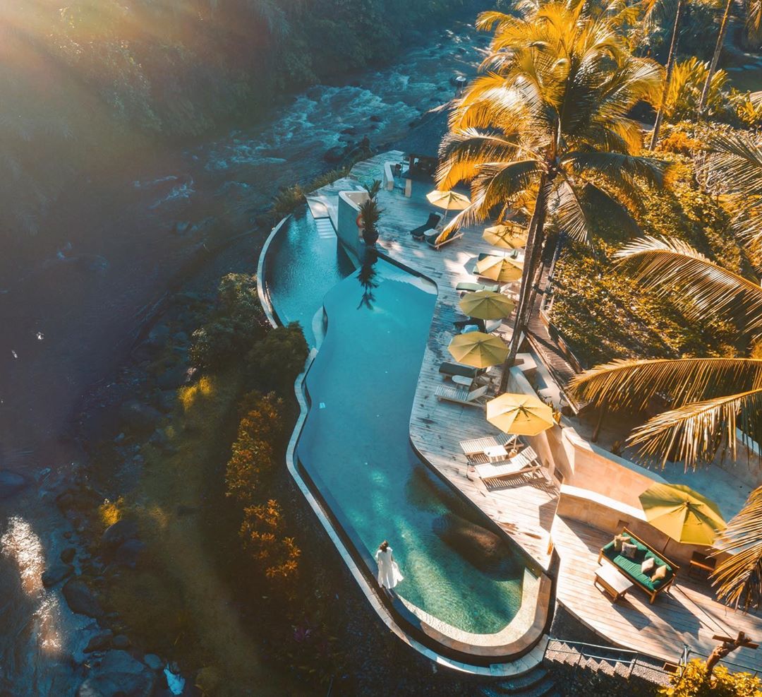 Bali Resorts: Four Seasons Bali by @alanxelmundo