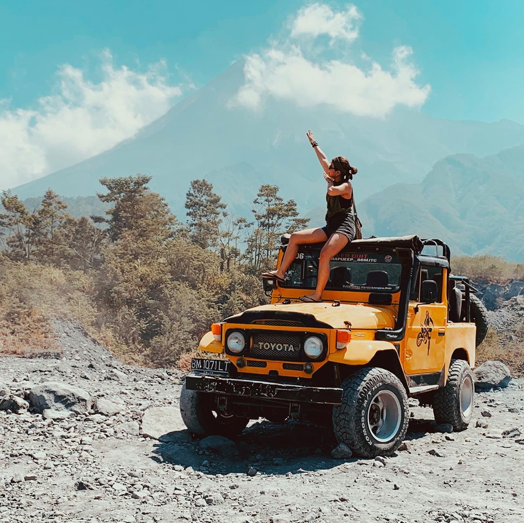 lava tour jeep merapi