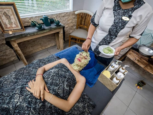 Traditional Honey Cucumber Facial