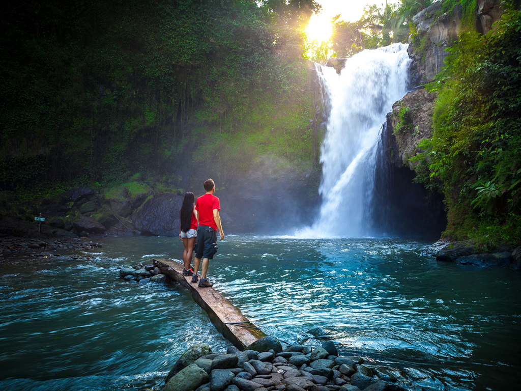 tegenungan bali wasserfall