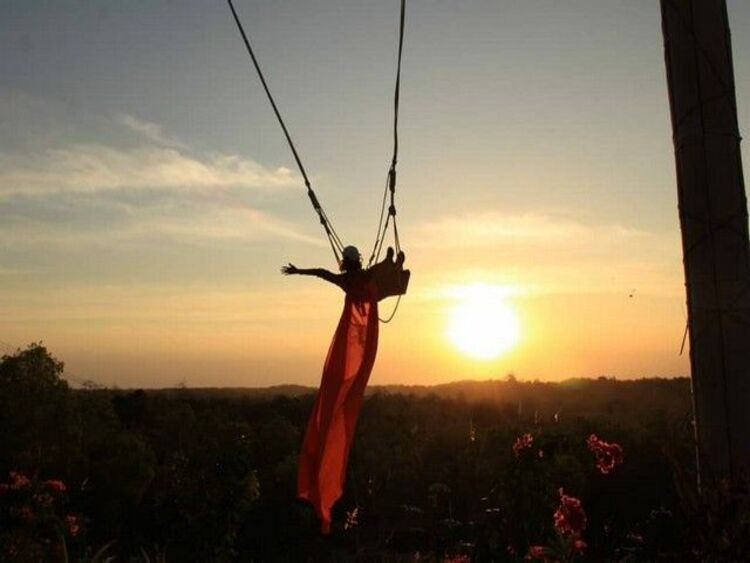 uluwatu swing