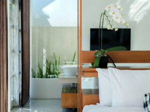 One Bedroom Royal Villa with Pool - Bedroom
