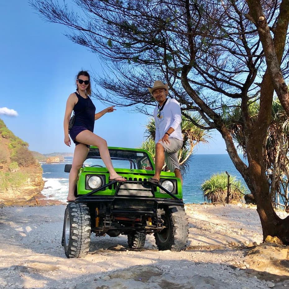 Jeep Timang Beach